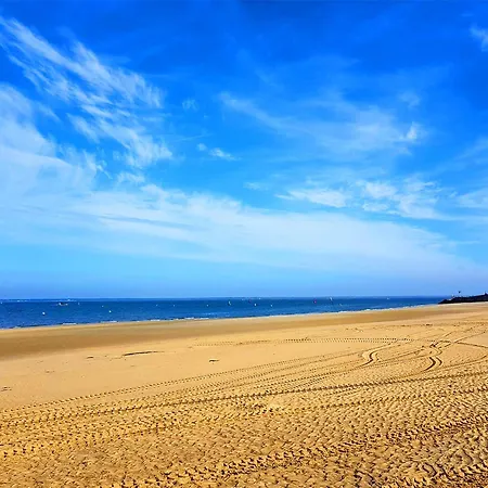 T3 Spacieux A L'aiguillon, Pour 6 Pers. Avec Terrasse, Proche Plages Et Commerces - Fr-1-420-150